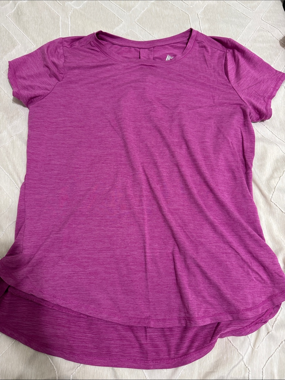 RBX Women's Short Sleeve Crewneck Top in Fuchsia